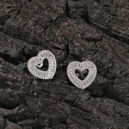 ZIRCONIA DIAMOND HEART EARRINGS