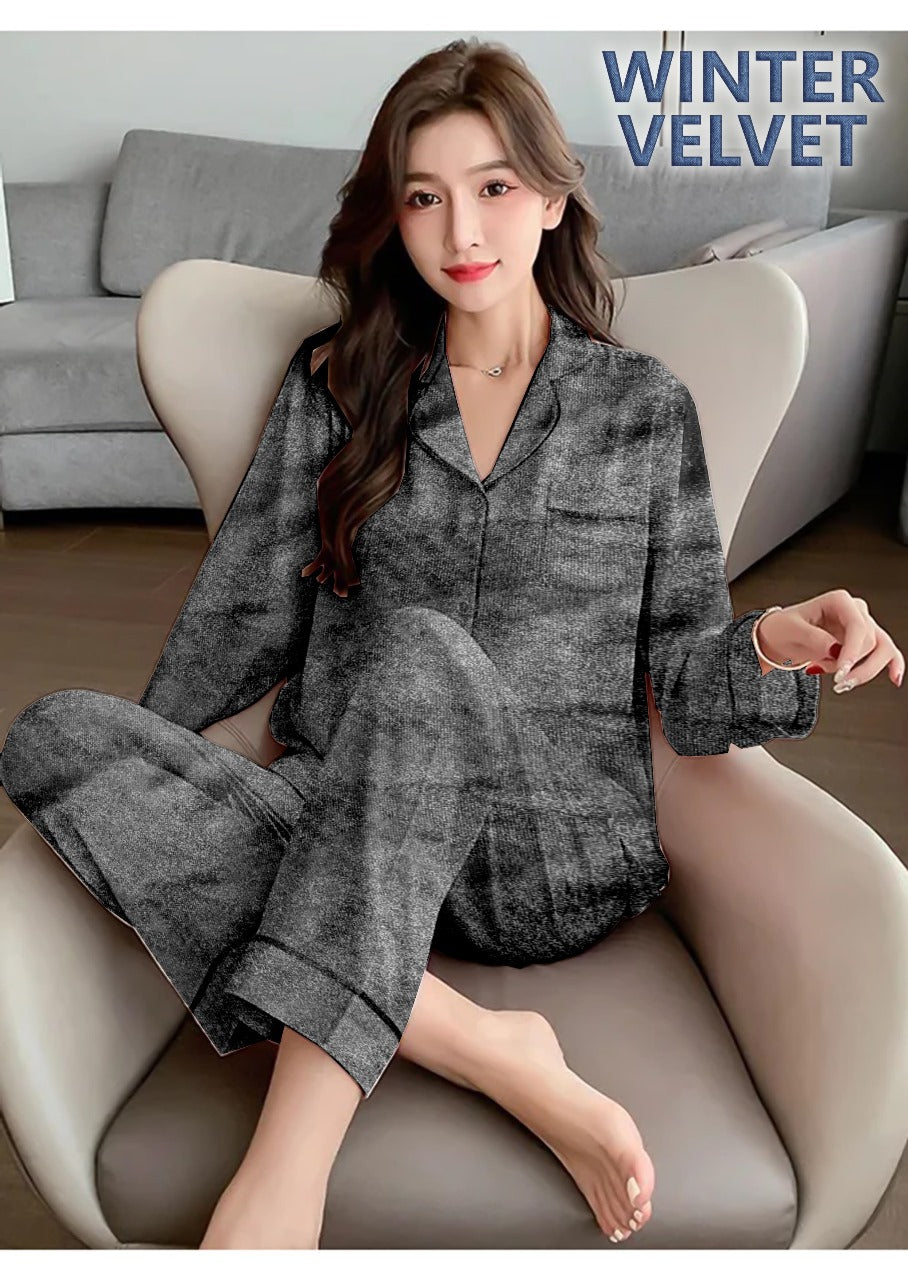 VELVET SLEEPING SUIT